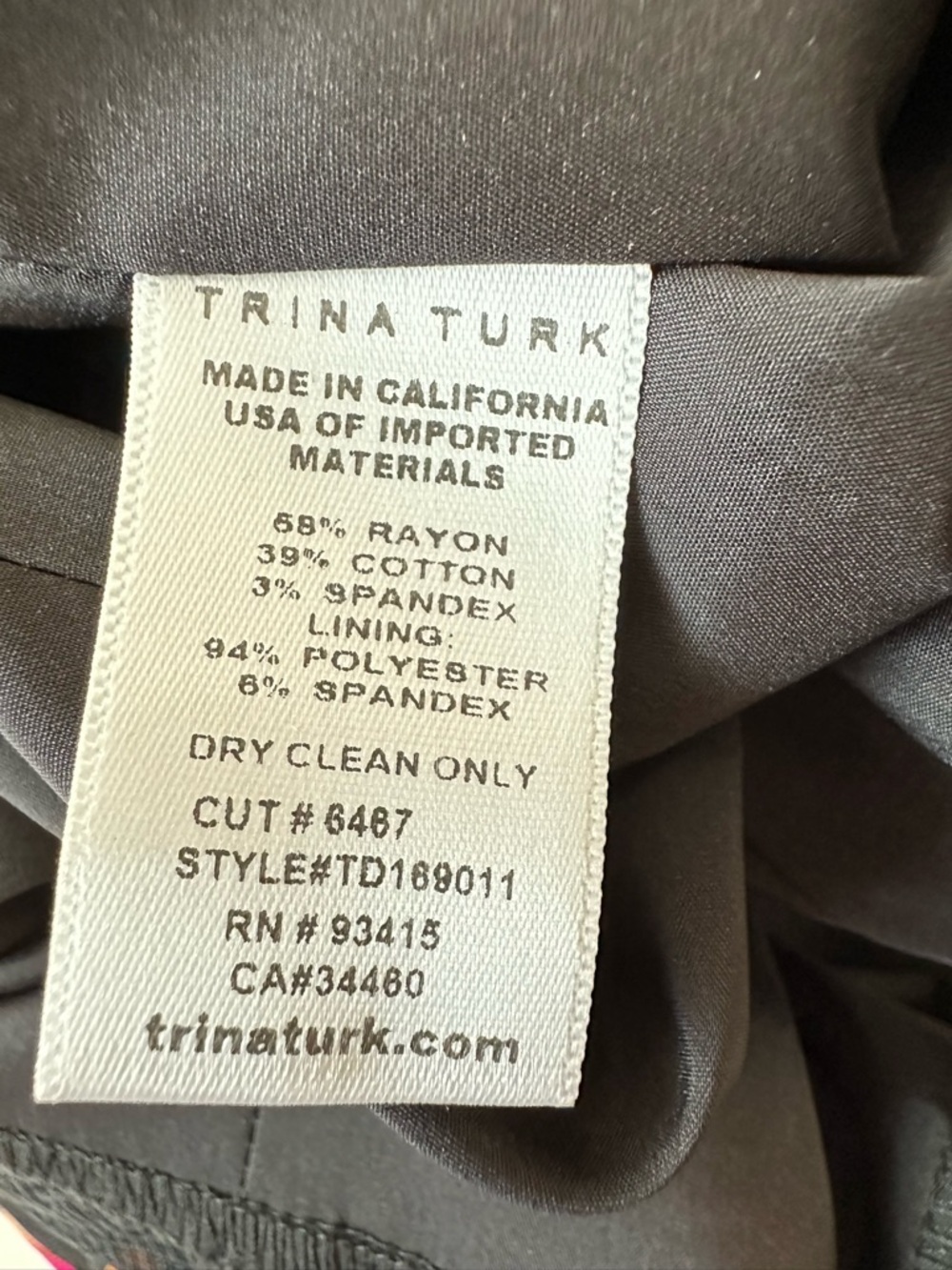 Trina Turk Bewitching Sheath Dress in Vibrant Leopard Print Size 4 - Picture 8 of 8